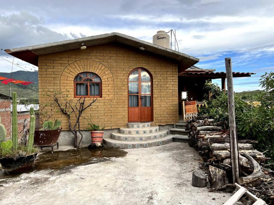Casa Taller zapoteca Huella Carmín Teotitlán del Valle Exterior foto