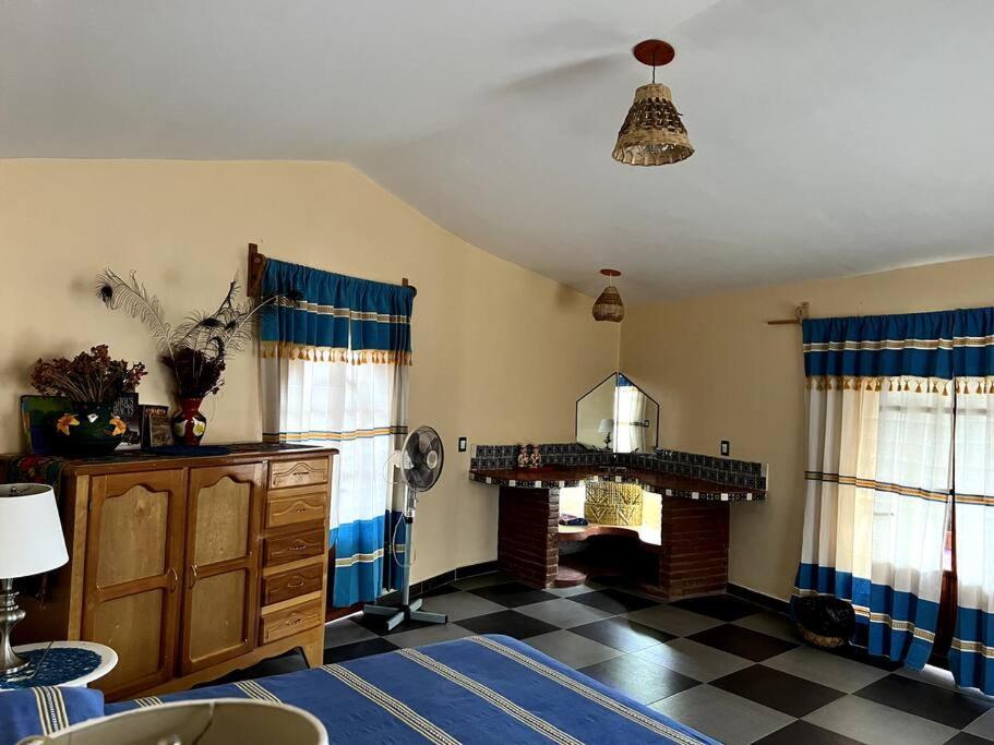 Casa Taller zapoteca Huella Carmín Teotitlán del Valle Exterior foto