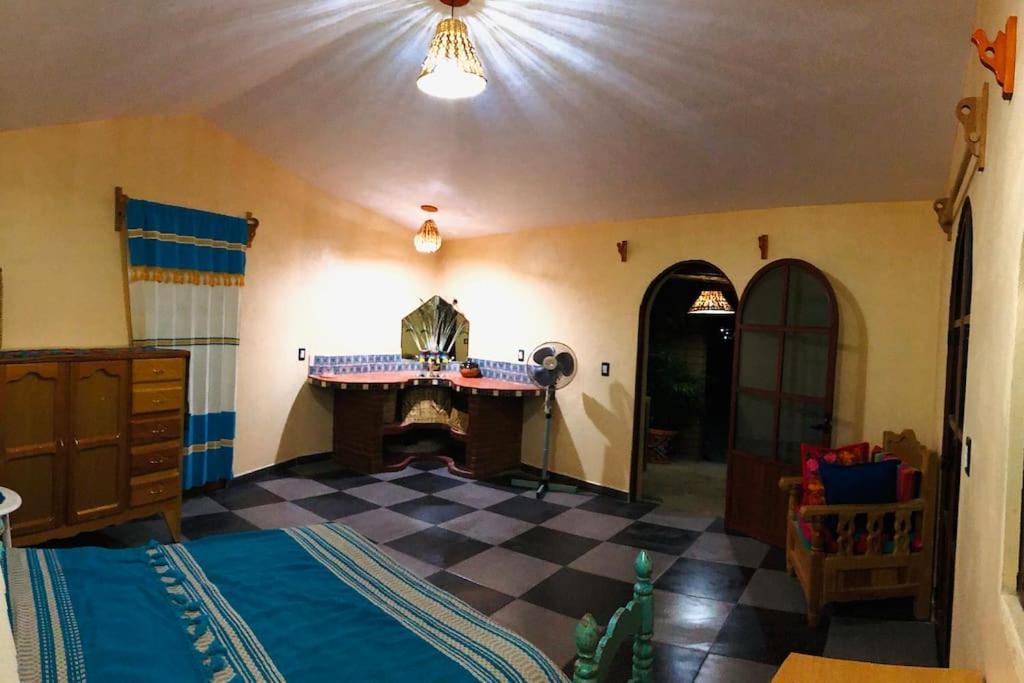 Casa Taller zapoteca Huella Carmín Teotitlán del Valle Exterior foto